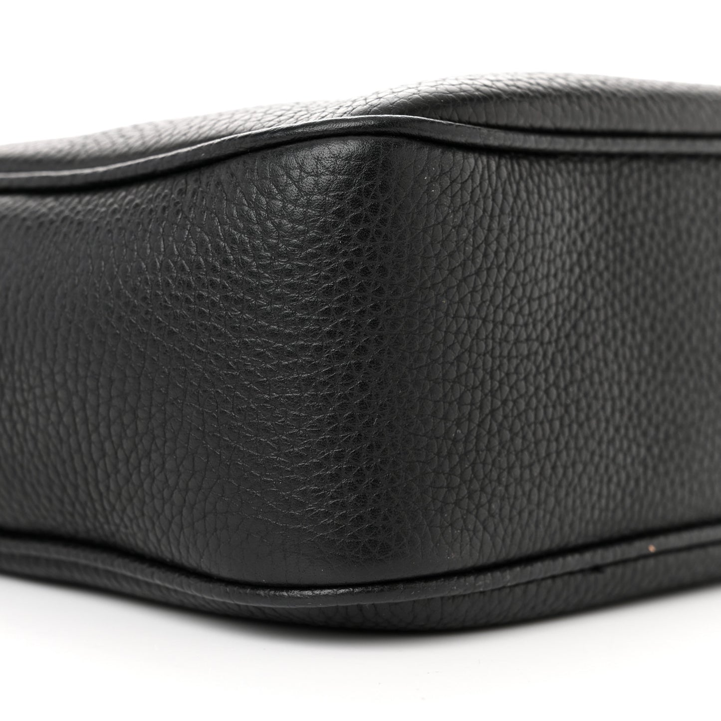 Pebbled Calfskin Small Soho Disco Bag Black