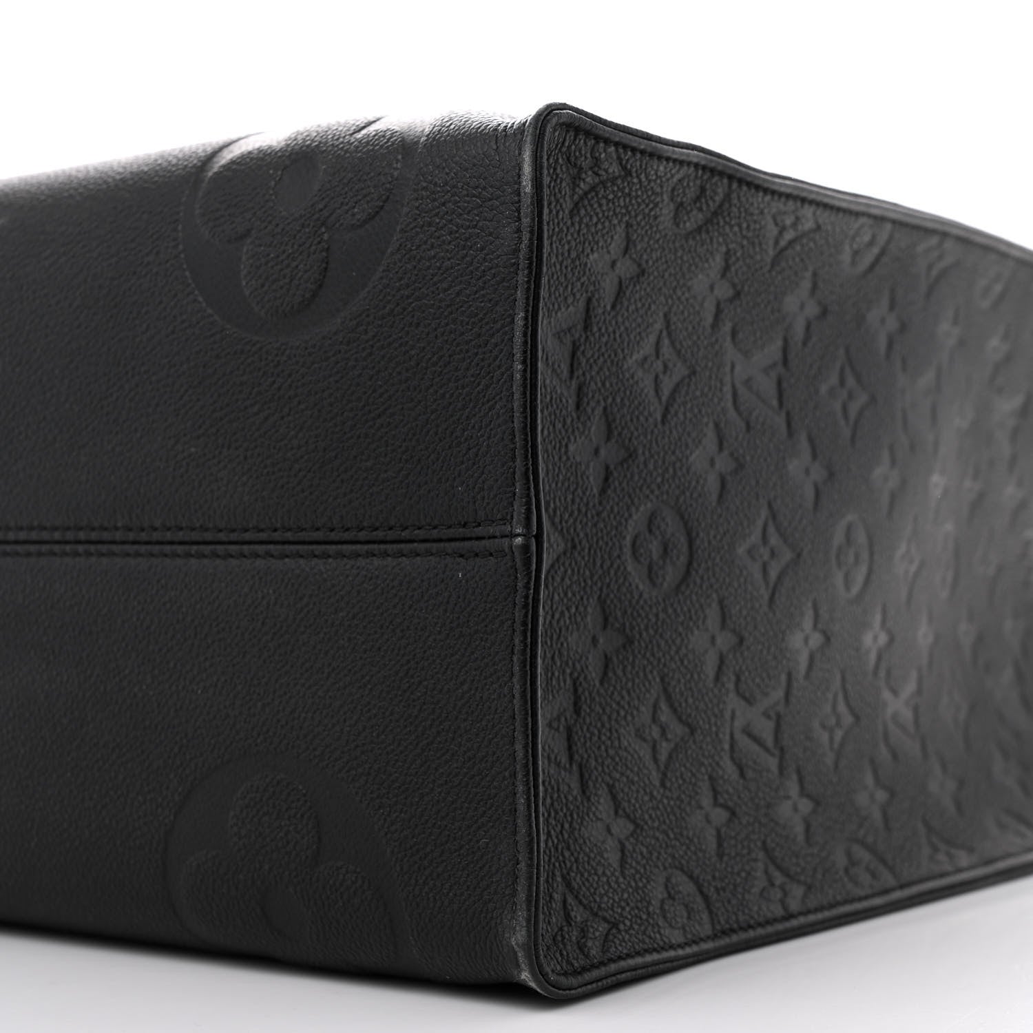 Louis Vuitton Empreinte Monogram Giant Onthego GM Black 9 of 11