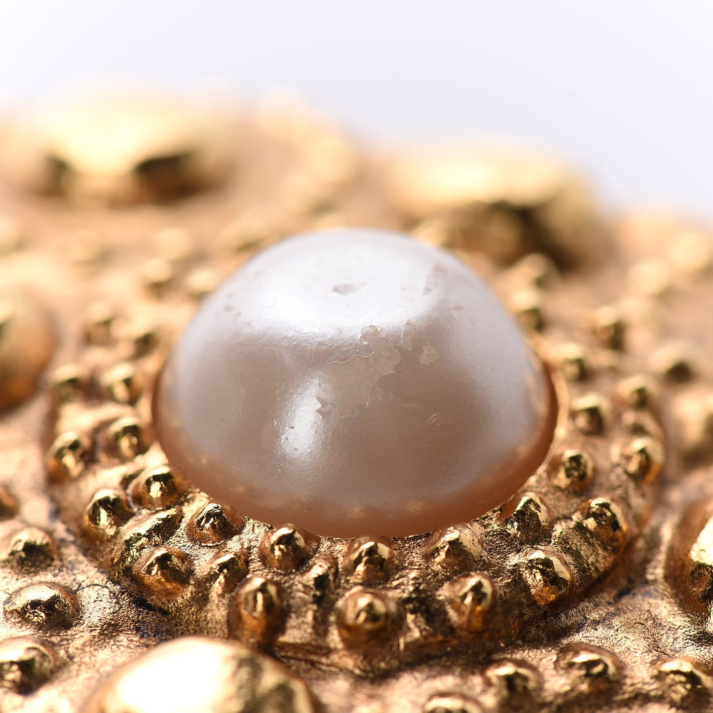 Pearl Brooch Gold