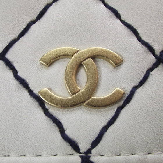 Chanel Lambskin Contrast Stitch Tote White 7 of 11