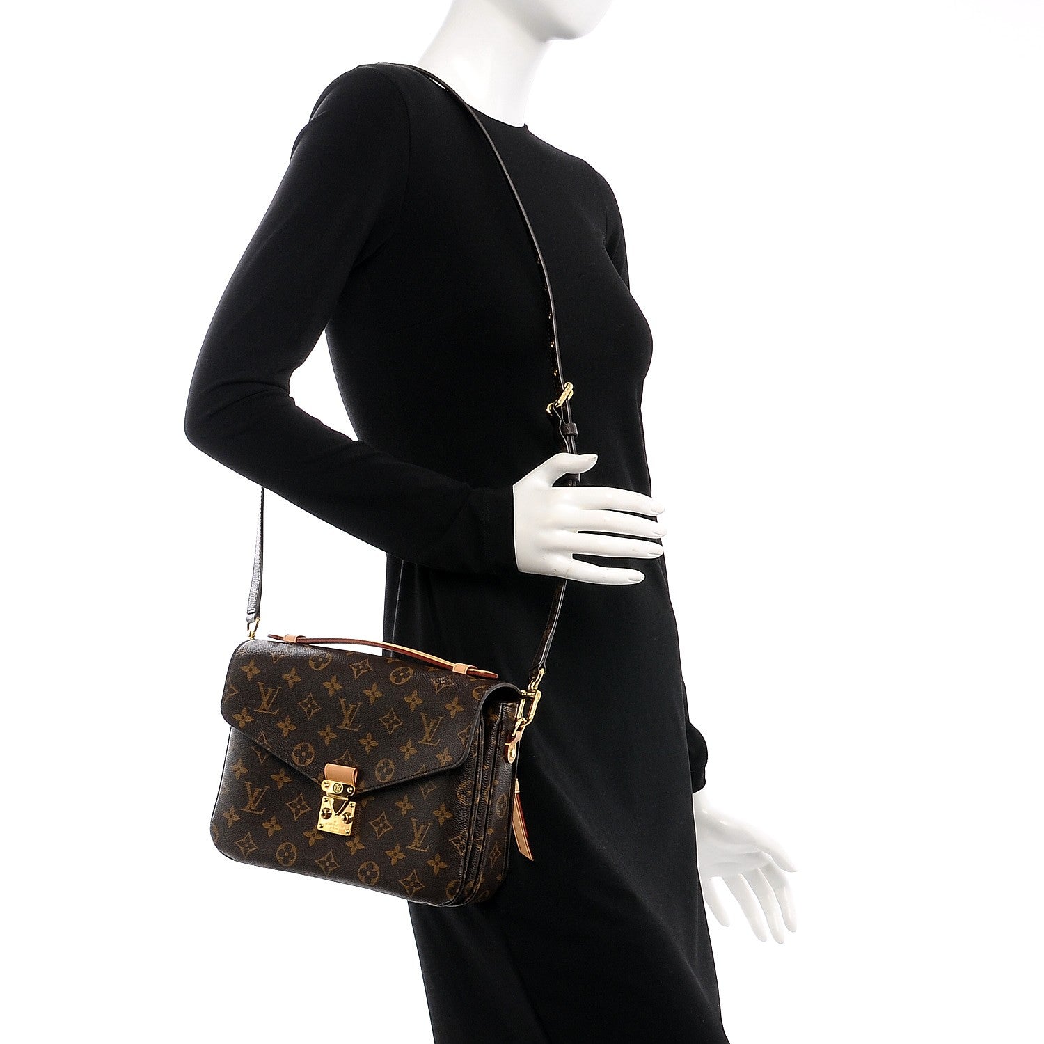 Louis Vuitton Monogram Pochette Metis 2 of 8
