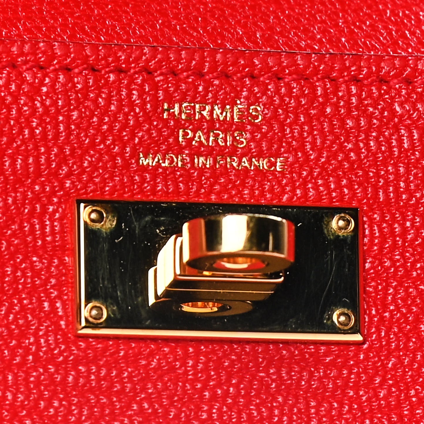 Chevre Mysore Kelly Pocket Compact Wallet Rouge de Coeur