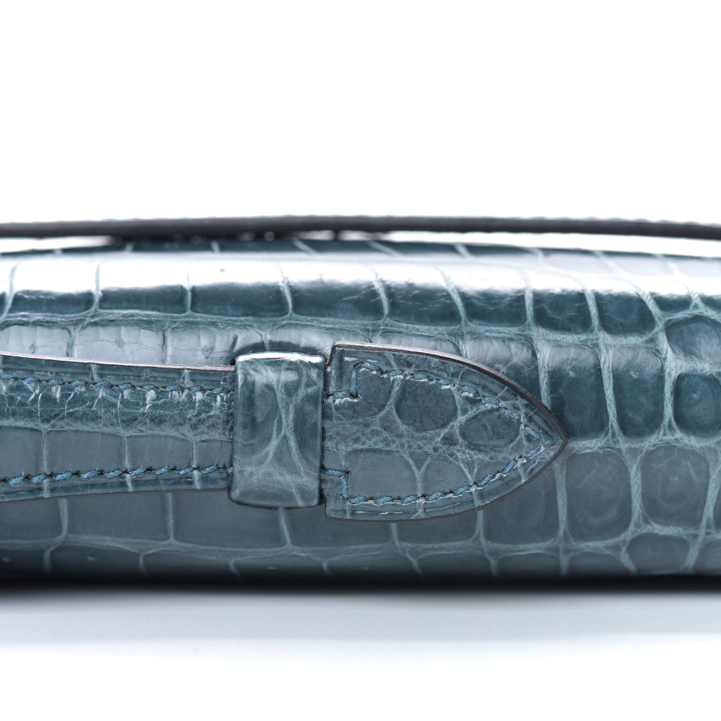 Shiny Porosus Crocodile Kelly Cut Pochette Colvert