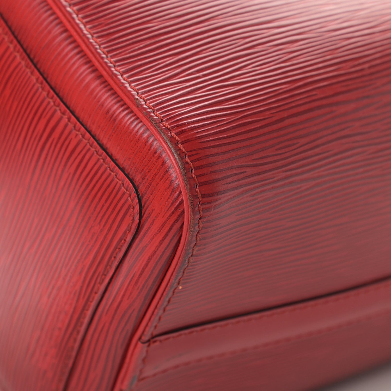 Louis Vuitton Epi Speedy 25 Castillan Red 12 of 17