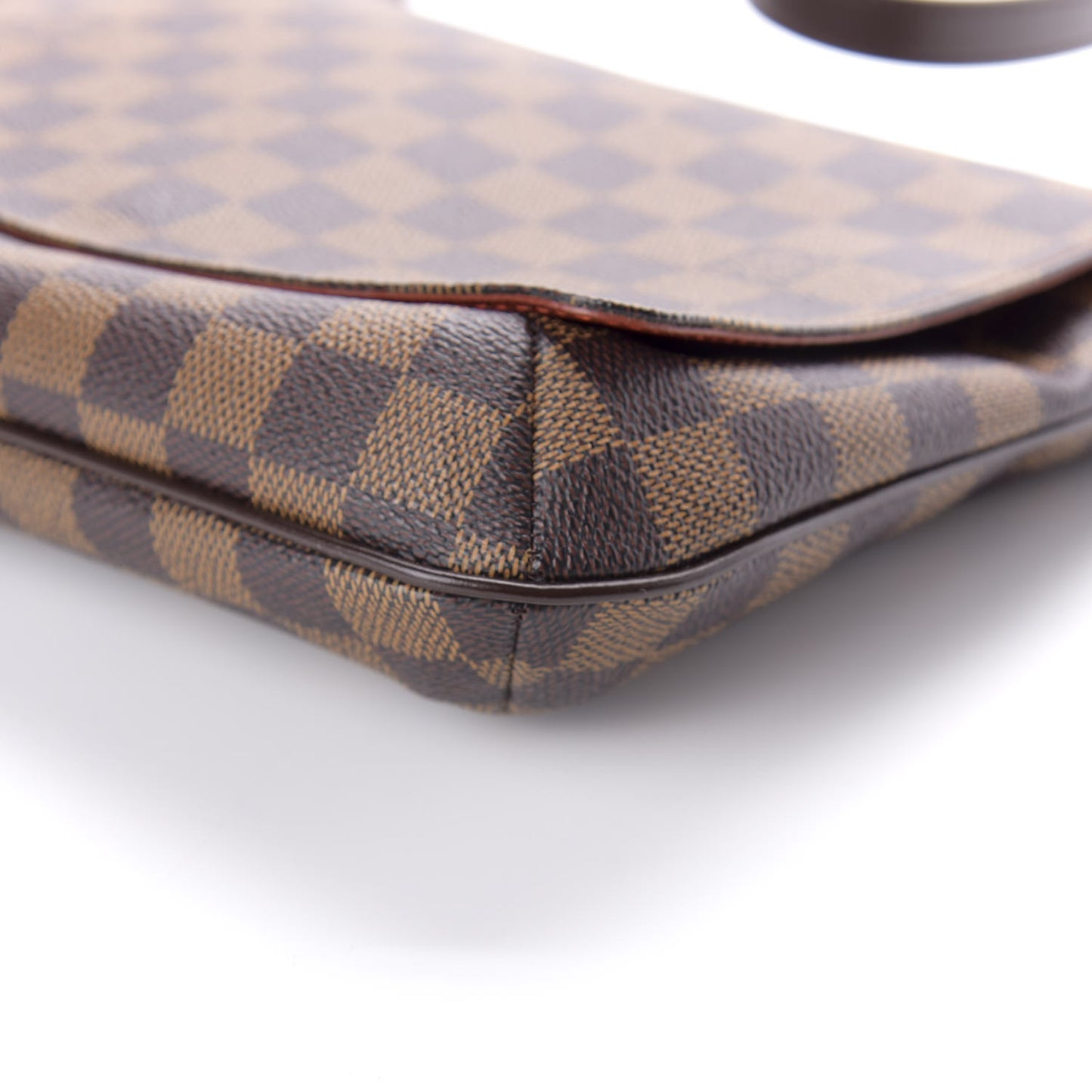 Damier Ebene Musette Tango