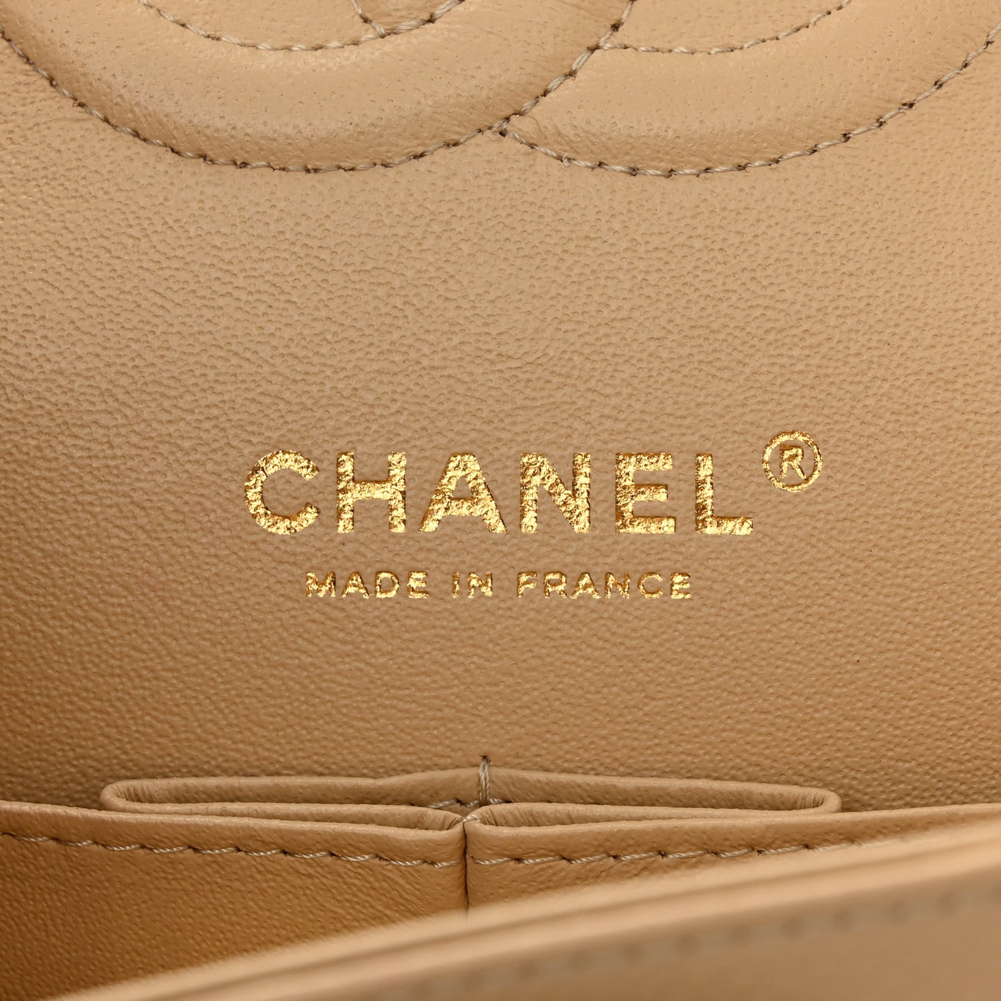 Caviar Quilted Medium Double Flap Beige Clair