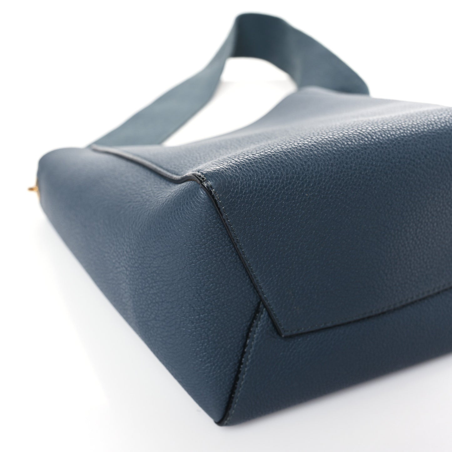 Soft Grained Calfskin Small Sangle Bucket Bag Blue