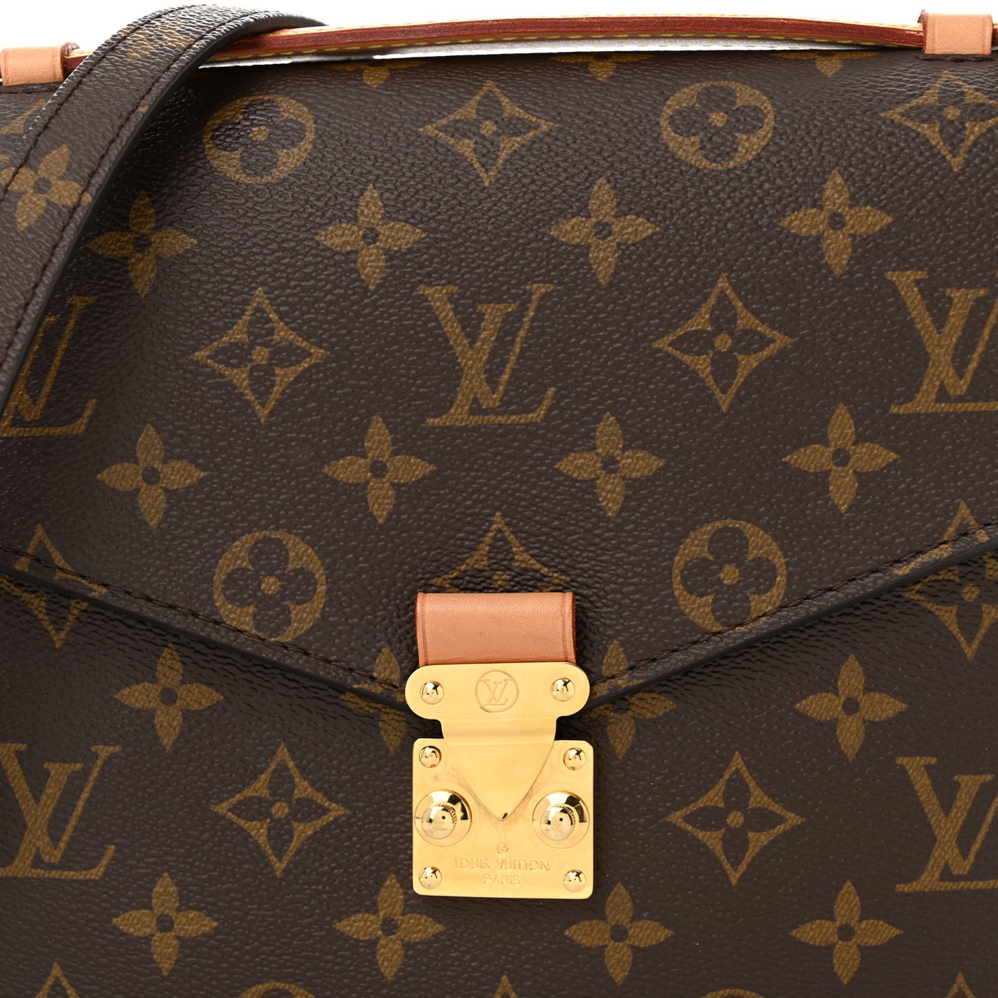 Monogram Pochette Metis