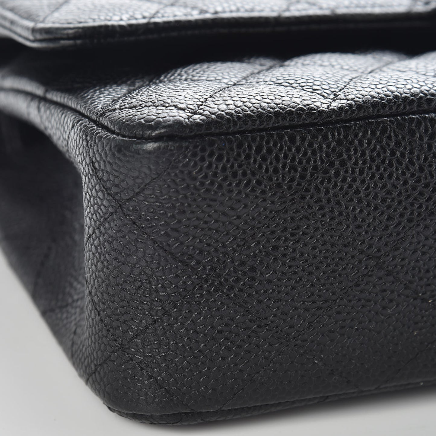 Caviar Quilted Medium Double Flap Black