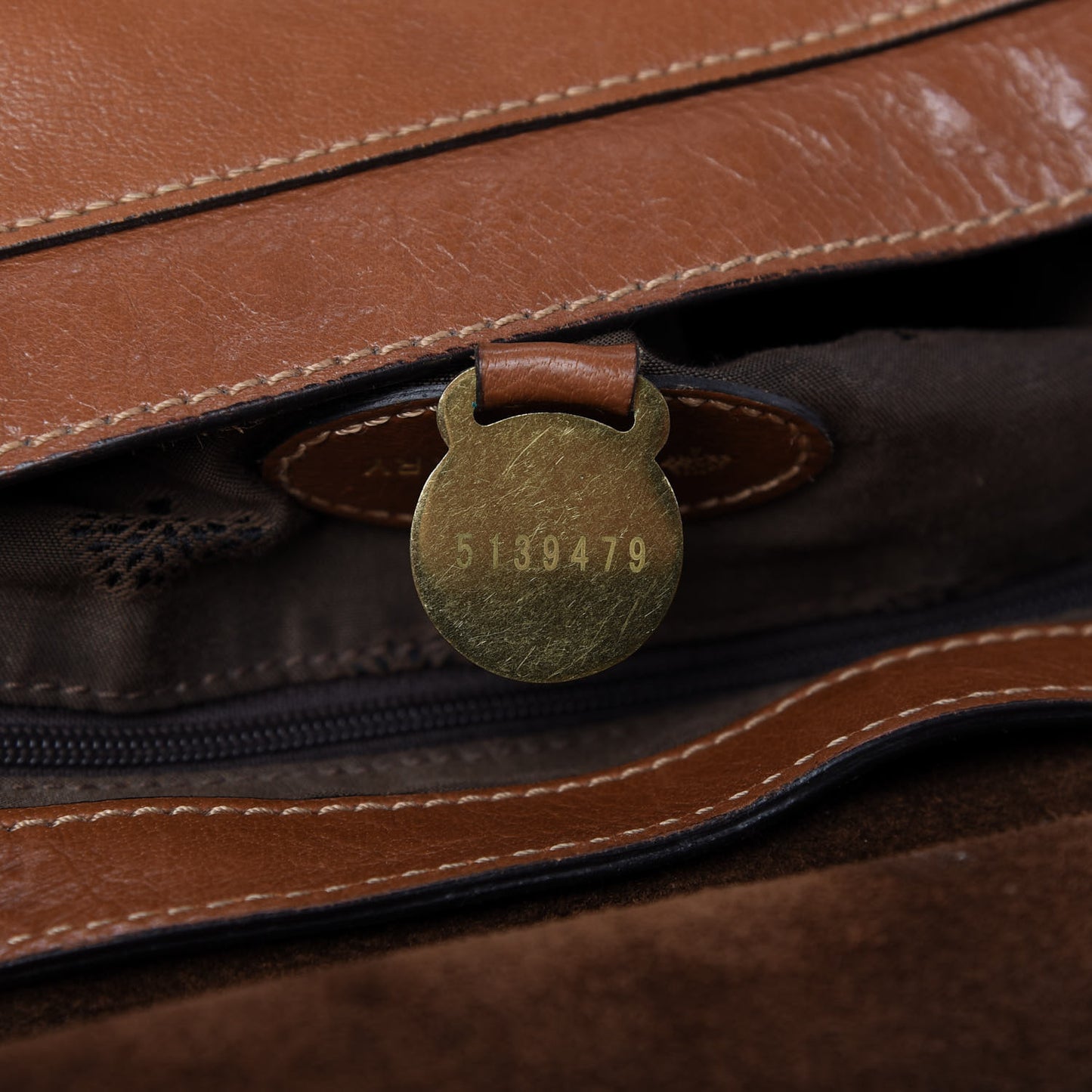 Soft Buffalo Medium Alexa Oak