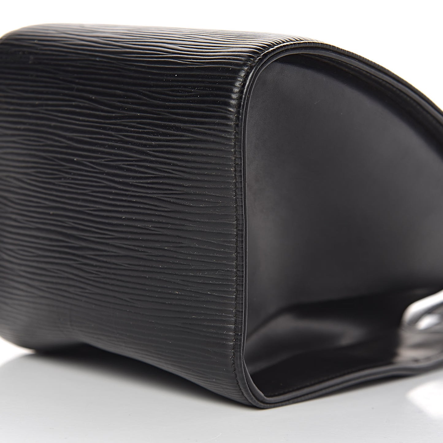 Epi Minuit Black