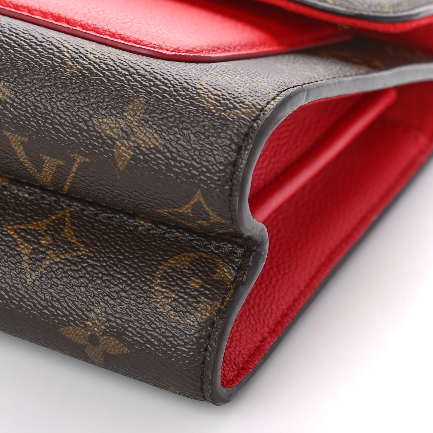 Monogram Victoire Cherry