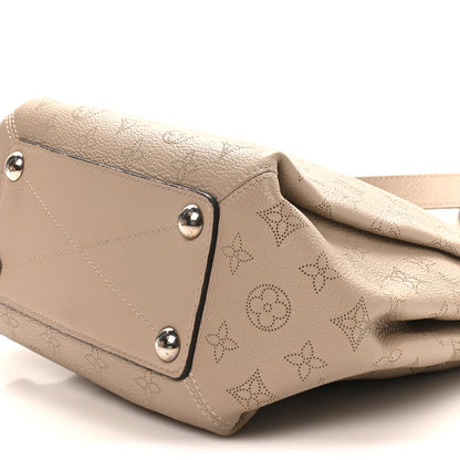 Louis Vuitton Mahina Babylone Chain BB Galet 9 of 9