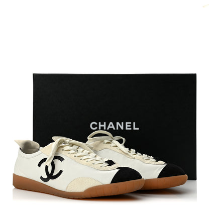 Chanel Calfskin Embossed Suede Sneakers 38.5 White Black 11 of 11