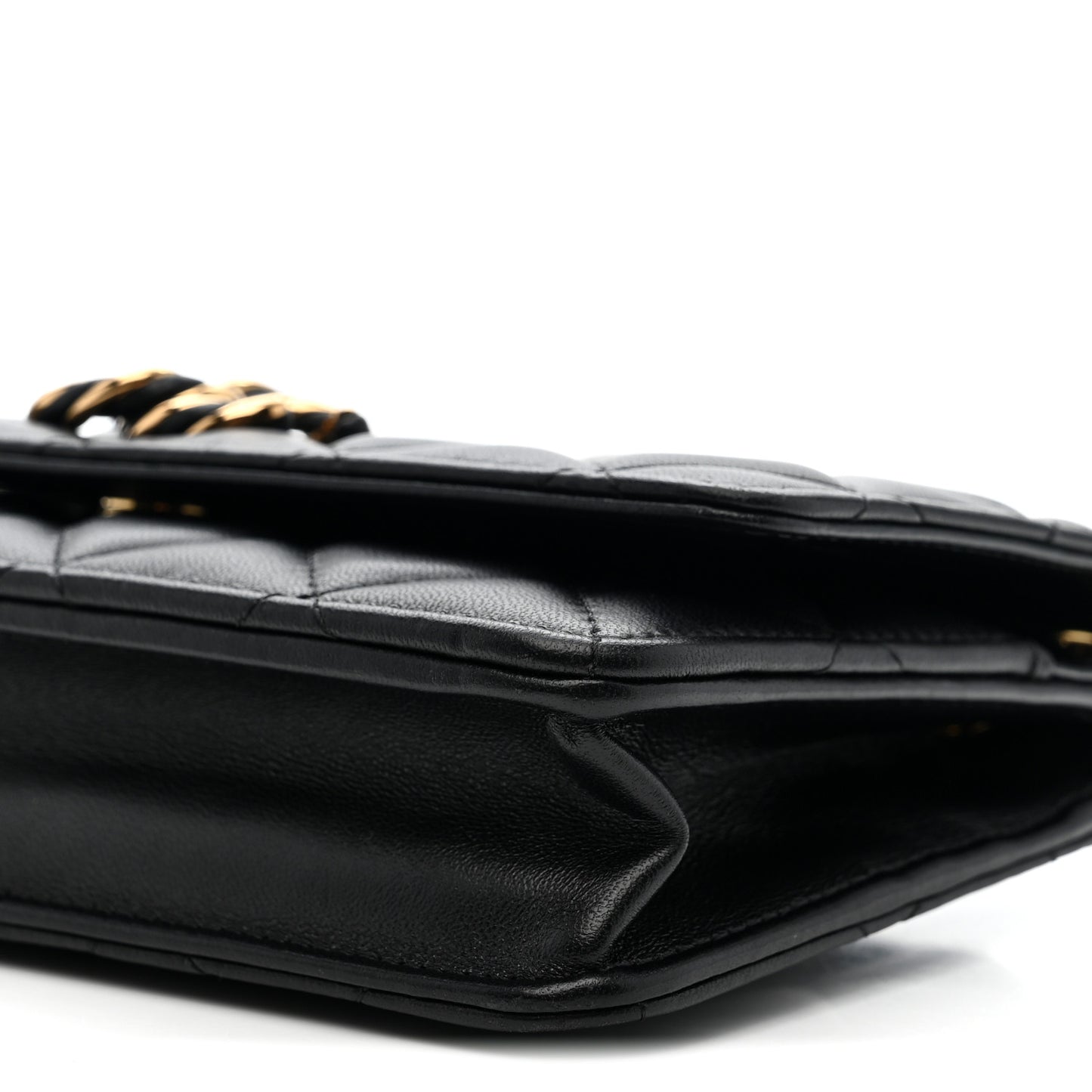 Lambskin Quilted Twisted CC Wallet On Chain WOC Black