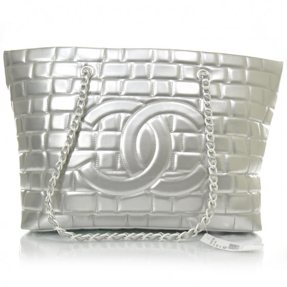 Vinyl Quilted Large Frozen Tote Silver