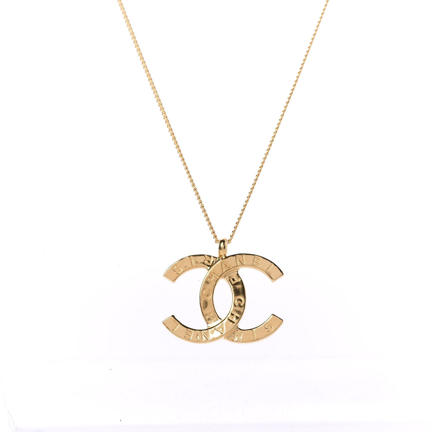 Metal CC Paris Button Necklace Gold