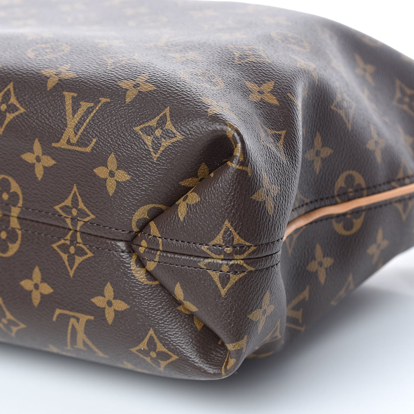 Monogram Sully PM