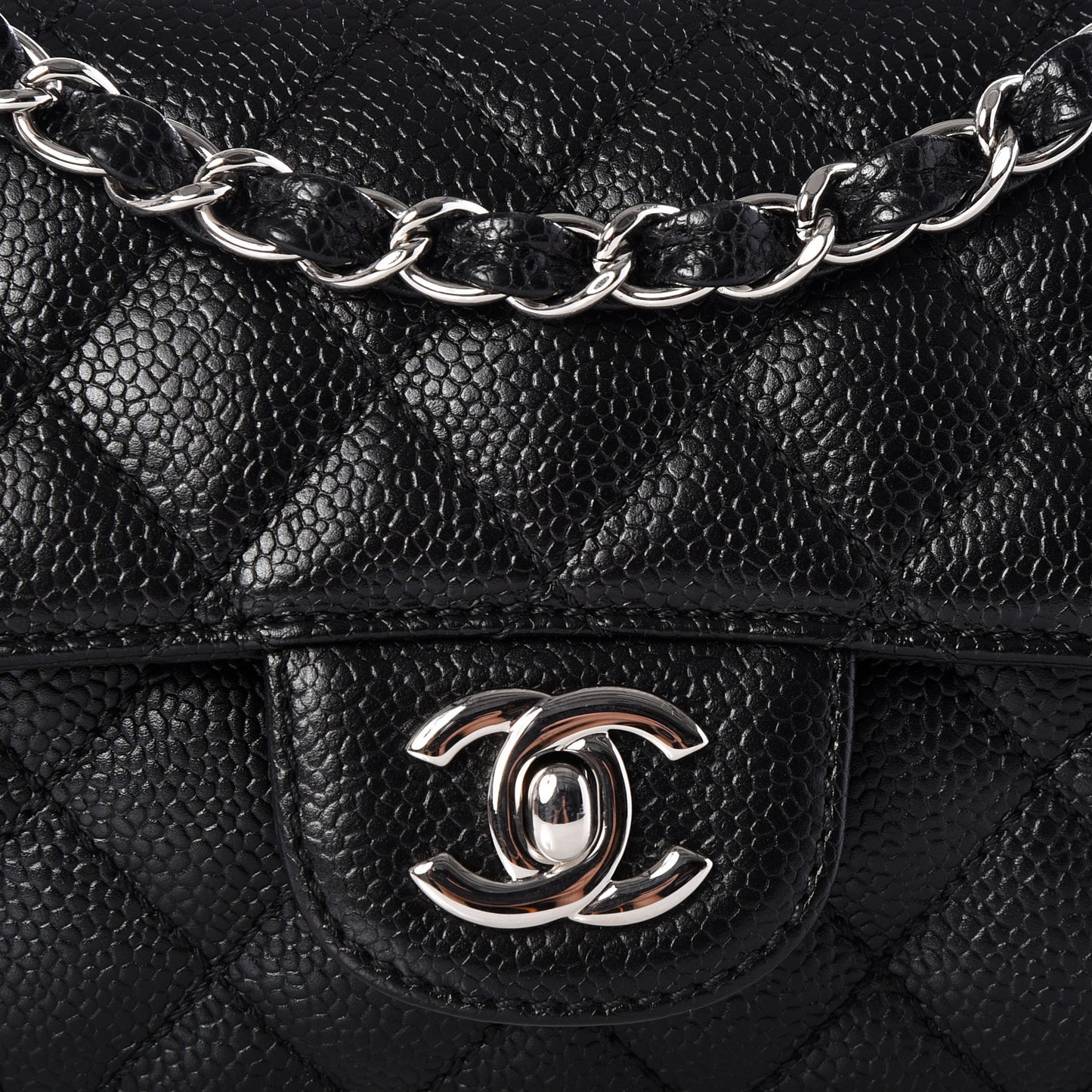 Caviar Quilted East West Flap Black