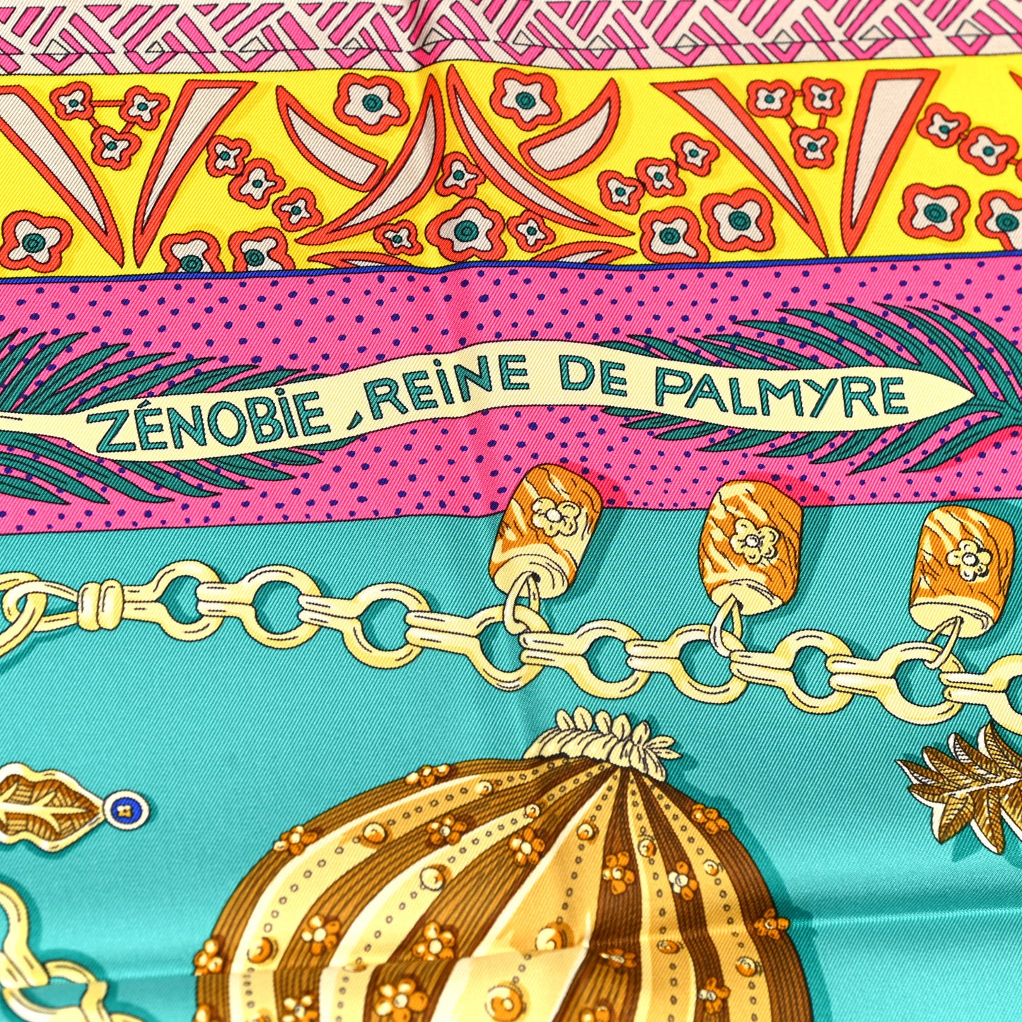Silk Zenobie Reine De Palmyre Scarf 90 Vert d'Eau Rose Jaune Vif