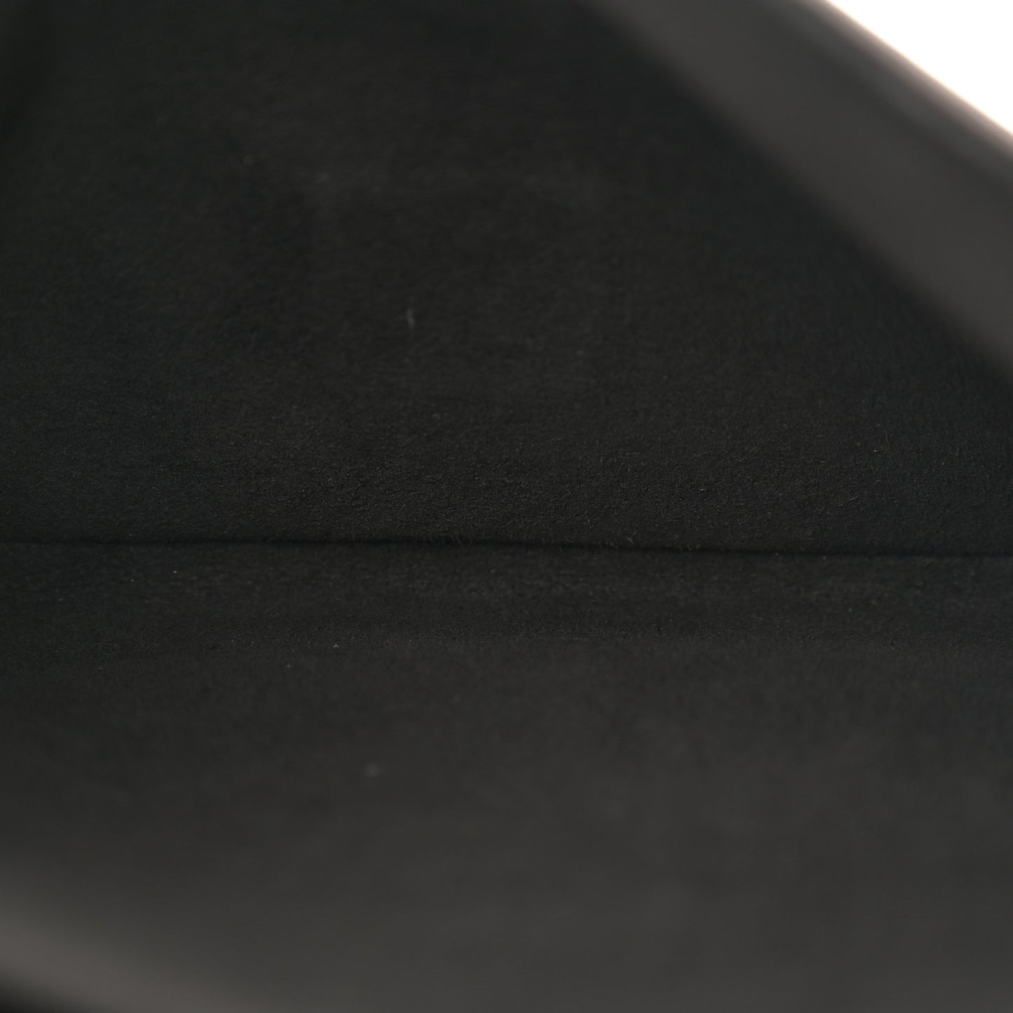 Reverse Monogram Pochette Metis
