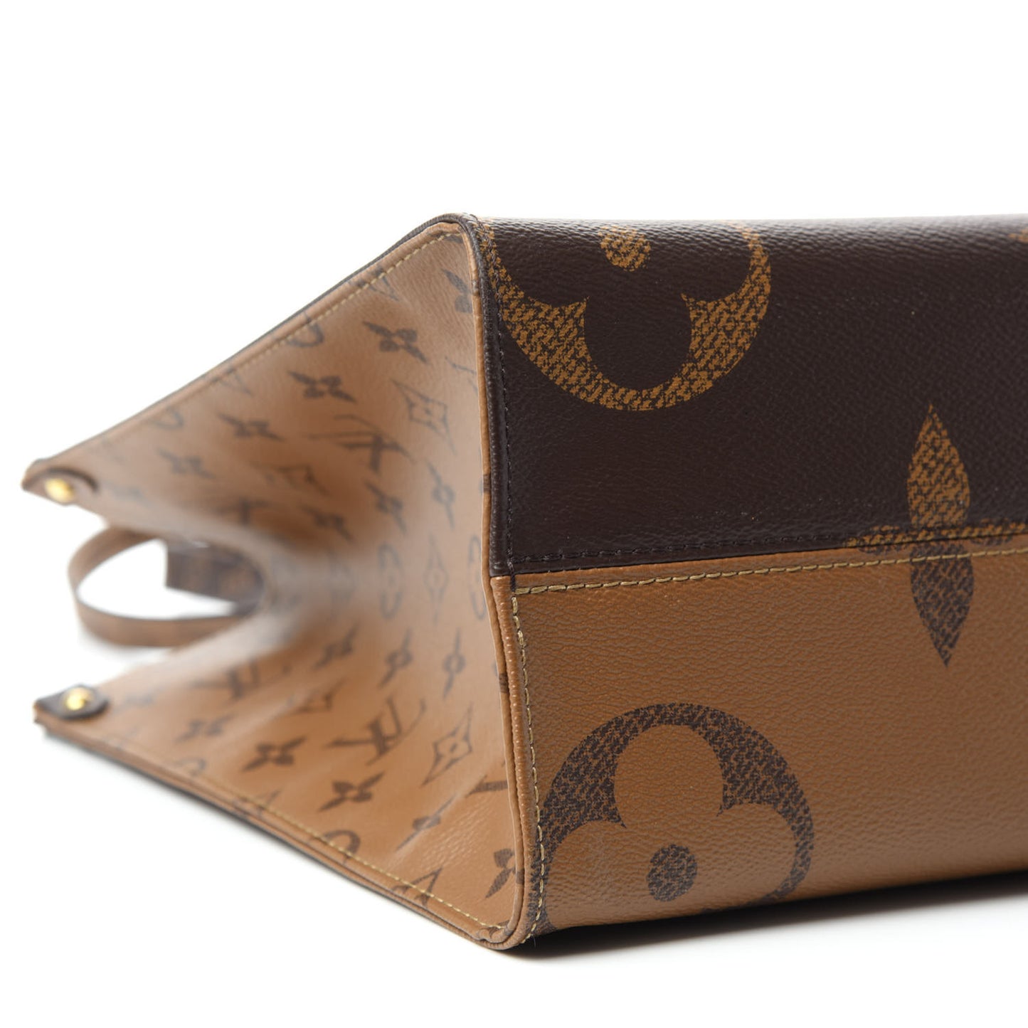 Reverse Monogram Giant Onthego MM