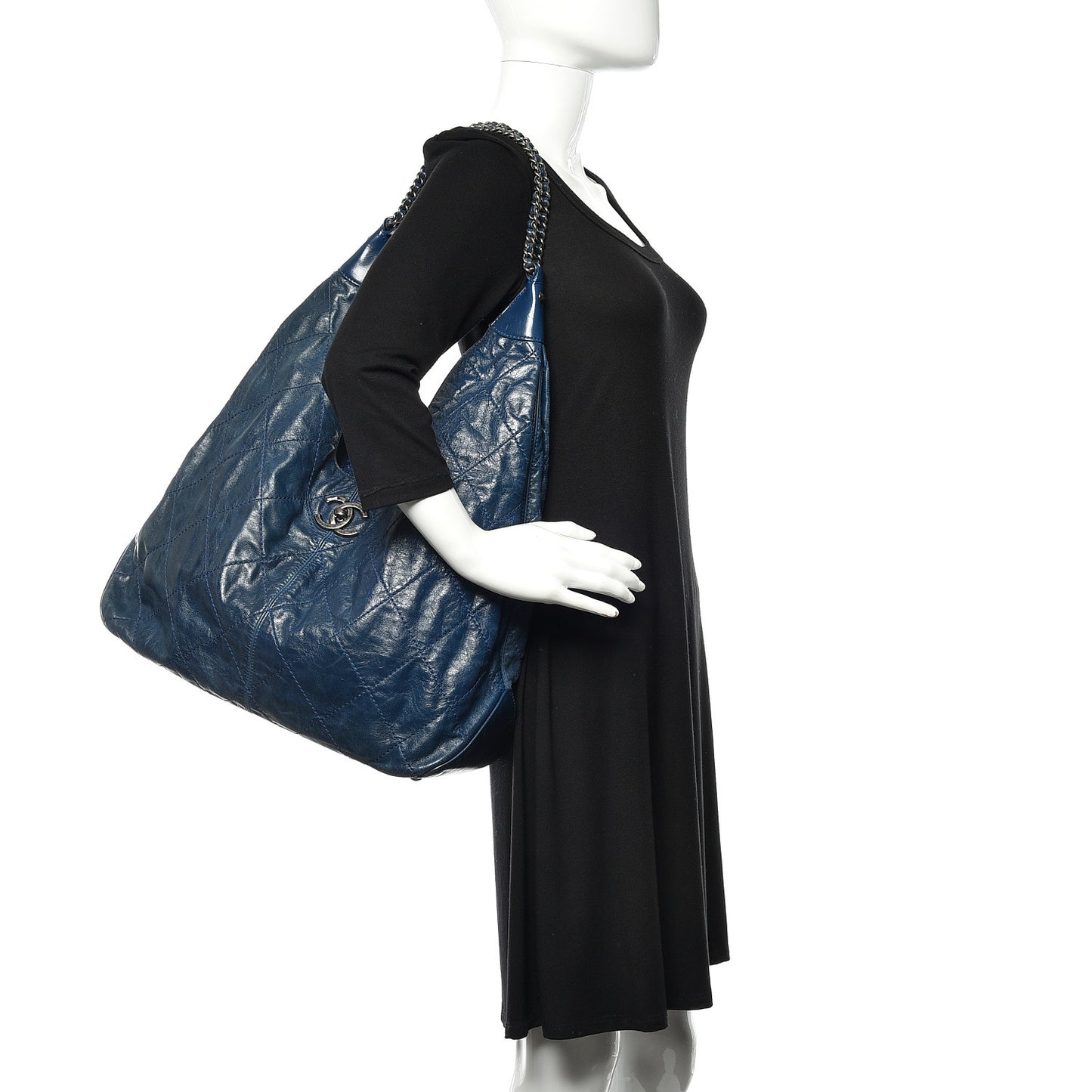 Aged Calfskin Quilted Coco Supple Hobo Blue