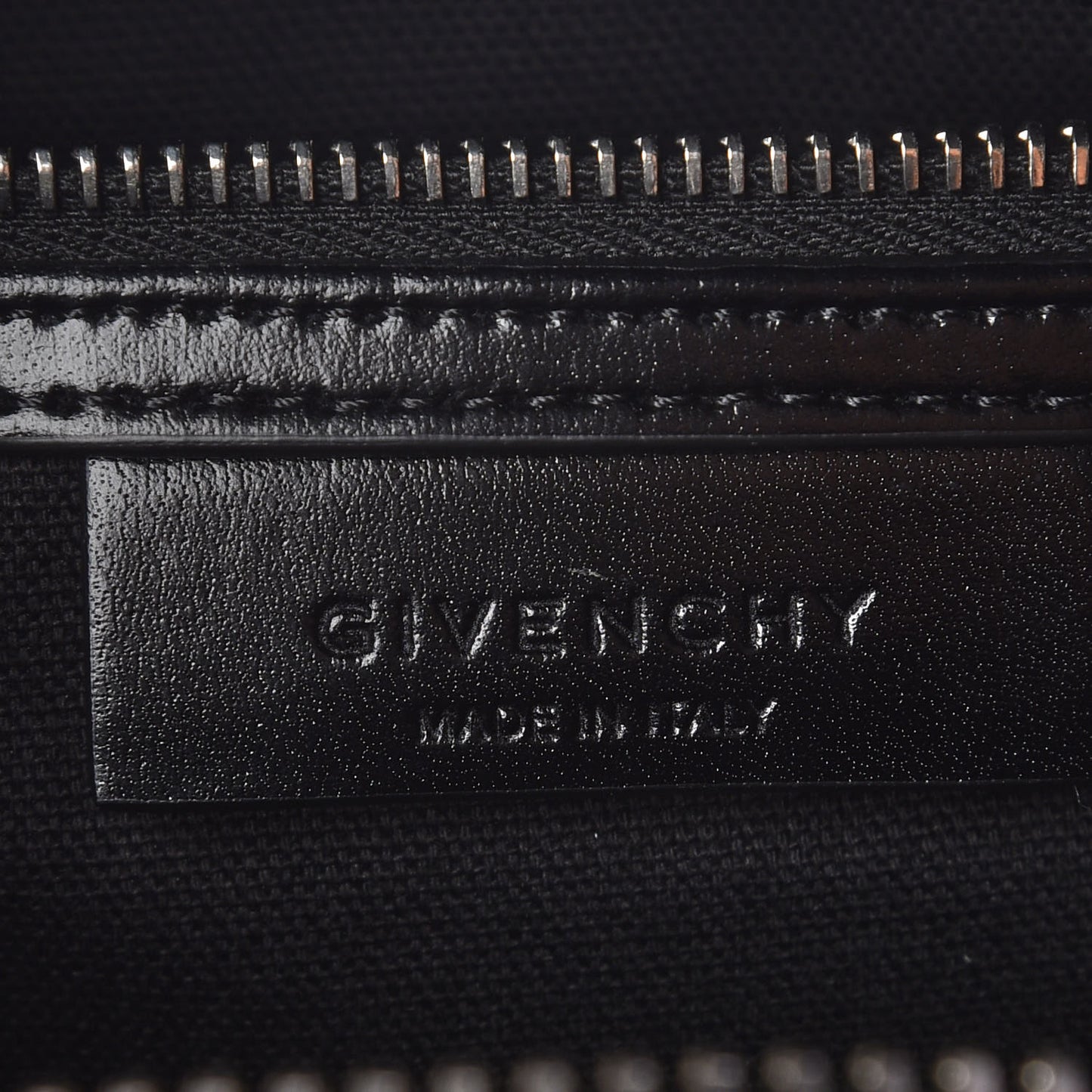 Shiny Lord Calfskin Small Antigona Black