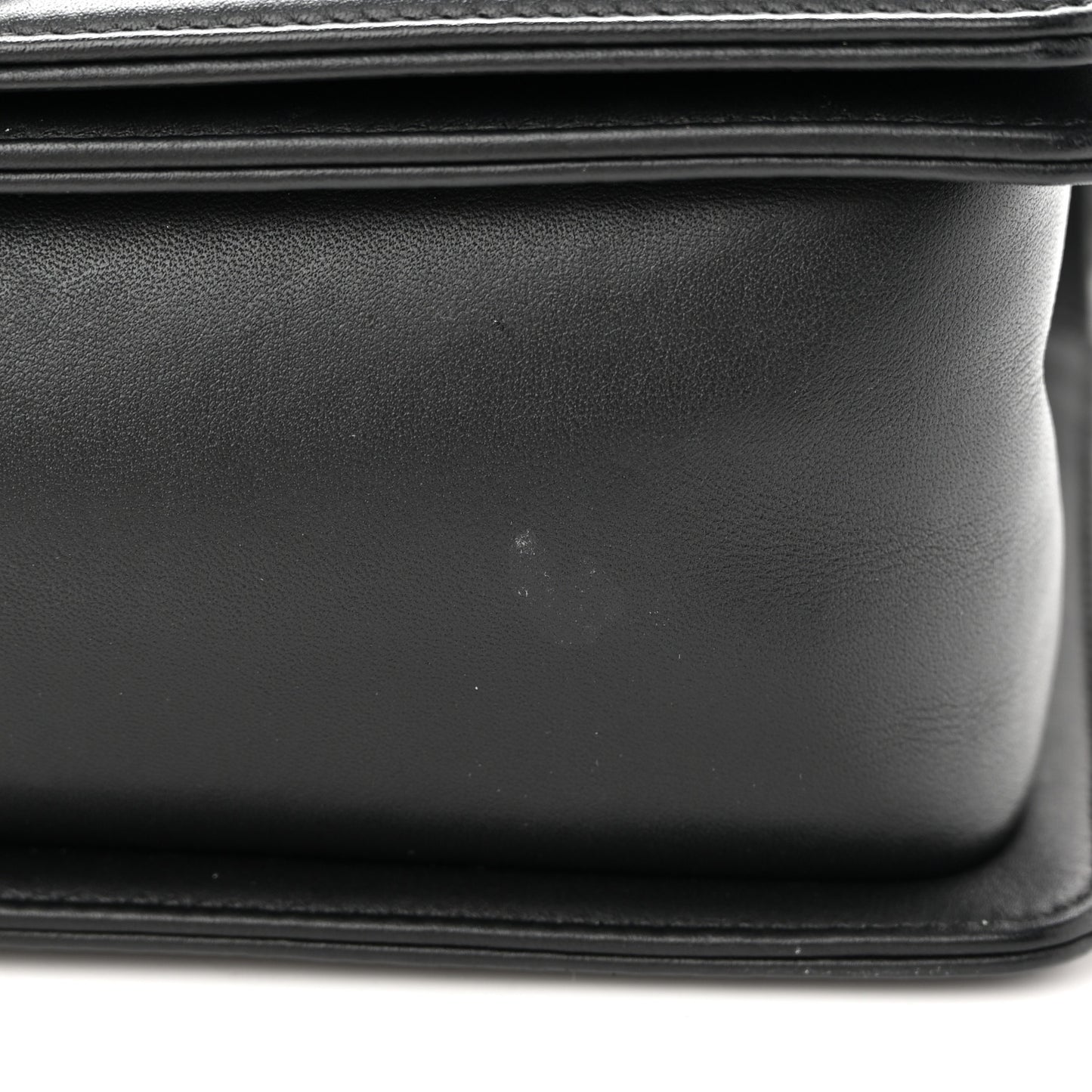 Calfskin Quilted Medium Boy Flap Black