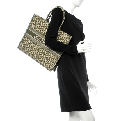Christian Dior Oblique Large Book Tote Vert Multicolor 2 of 7