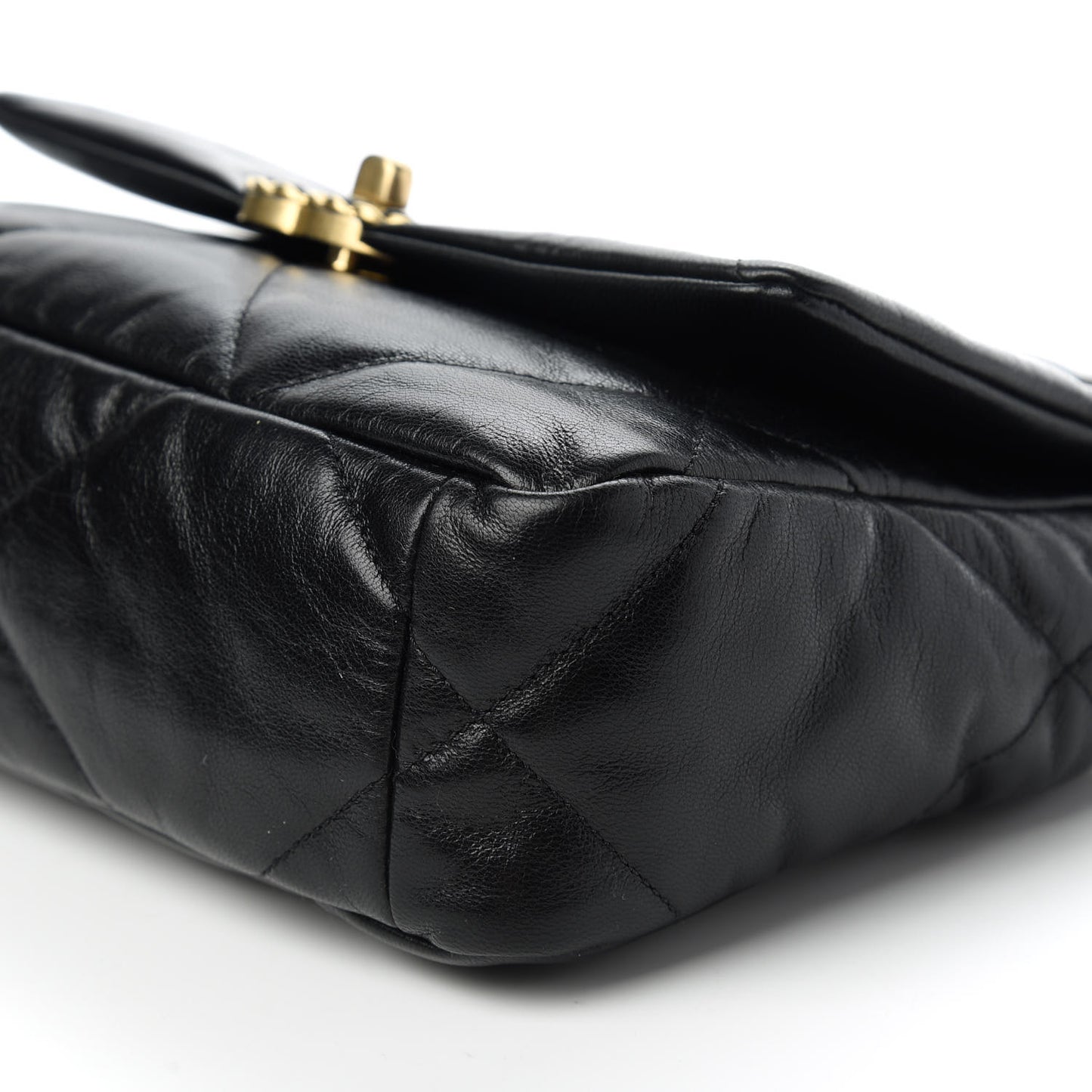Shiny Goatskin Quilted Medium Chanel 19 Flap Black