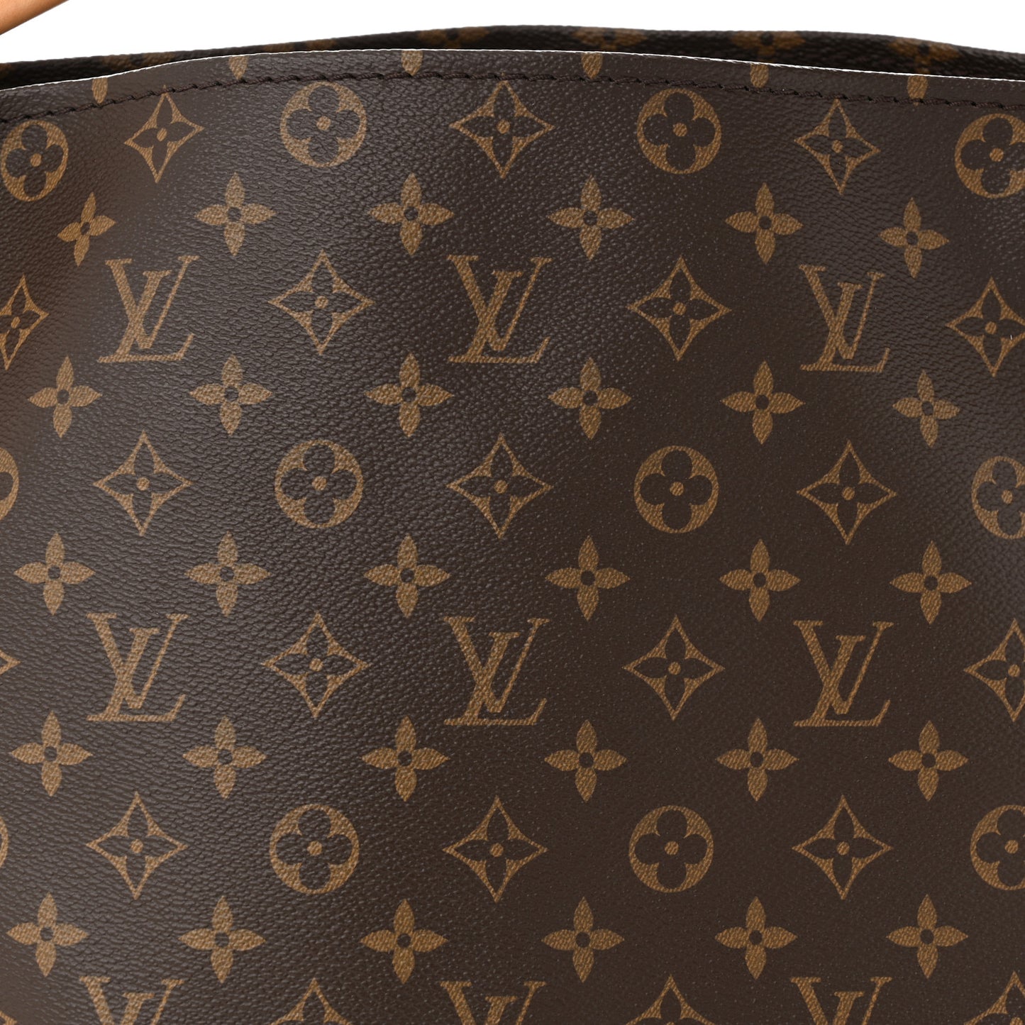 Monogram Artsy MM