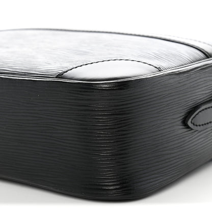 Louis Vuitton Epi Trocadero 24 Black 9 of 11