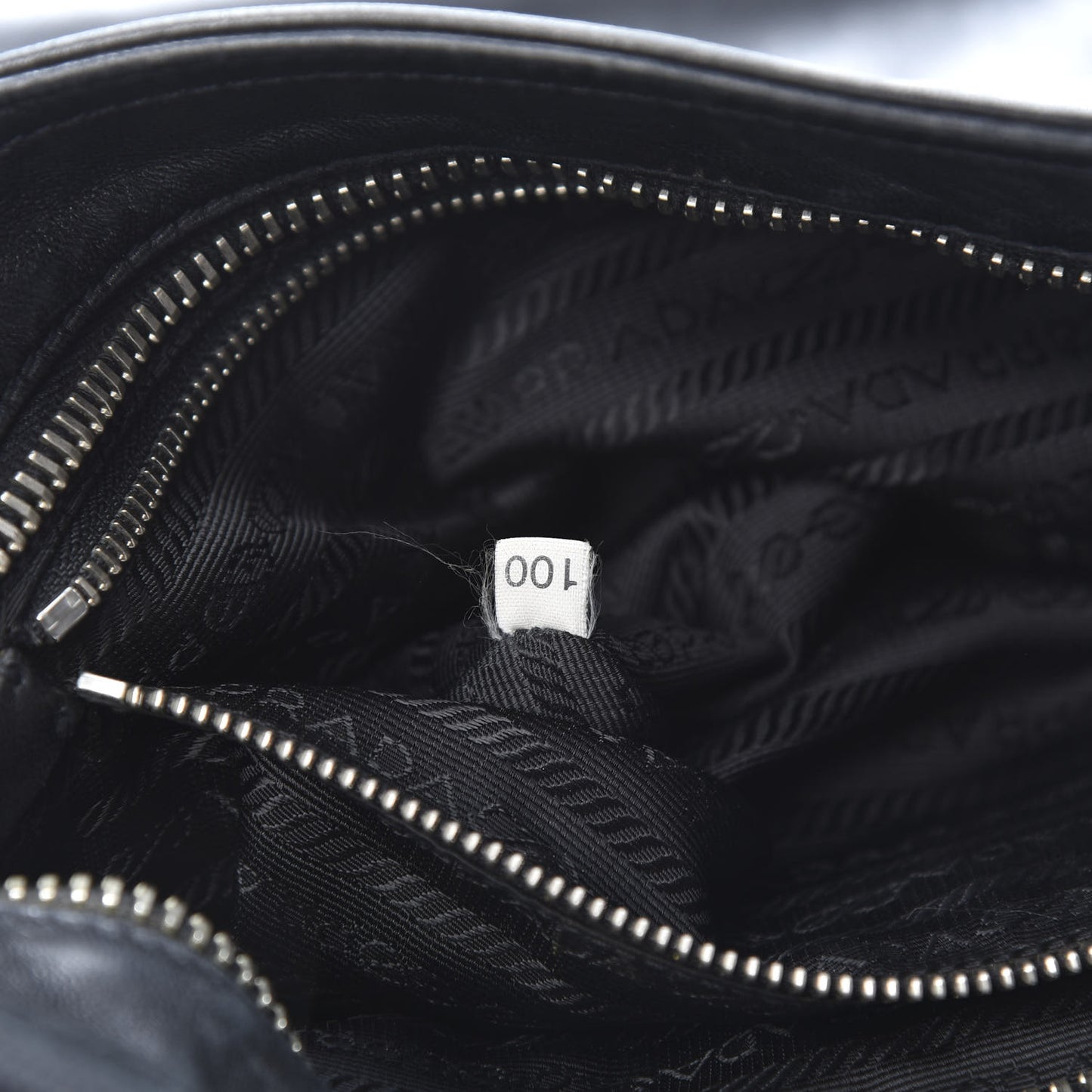 Nappa Flat Messenger Bag Black