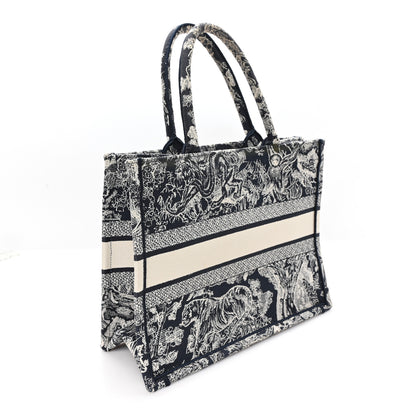 Christian Dior Canvas Embroidered Medium Dioriviera Toile De Jouy Reverse Book Tote Blue 3 of 10
