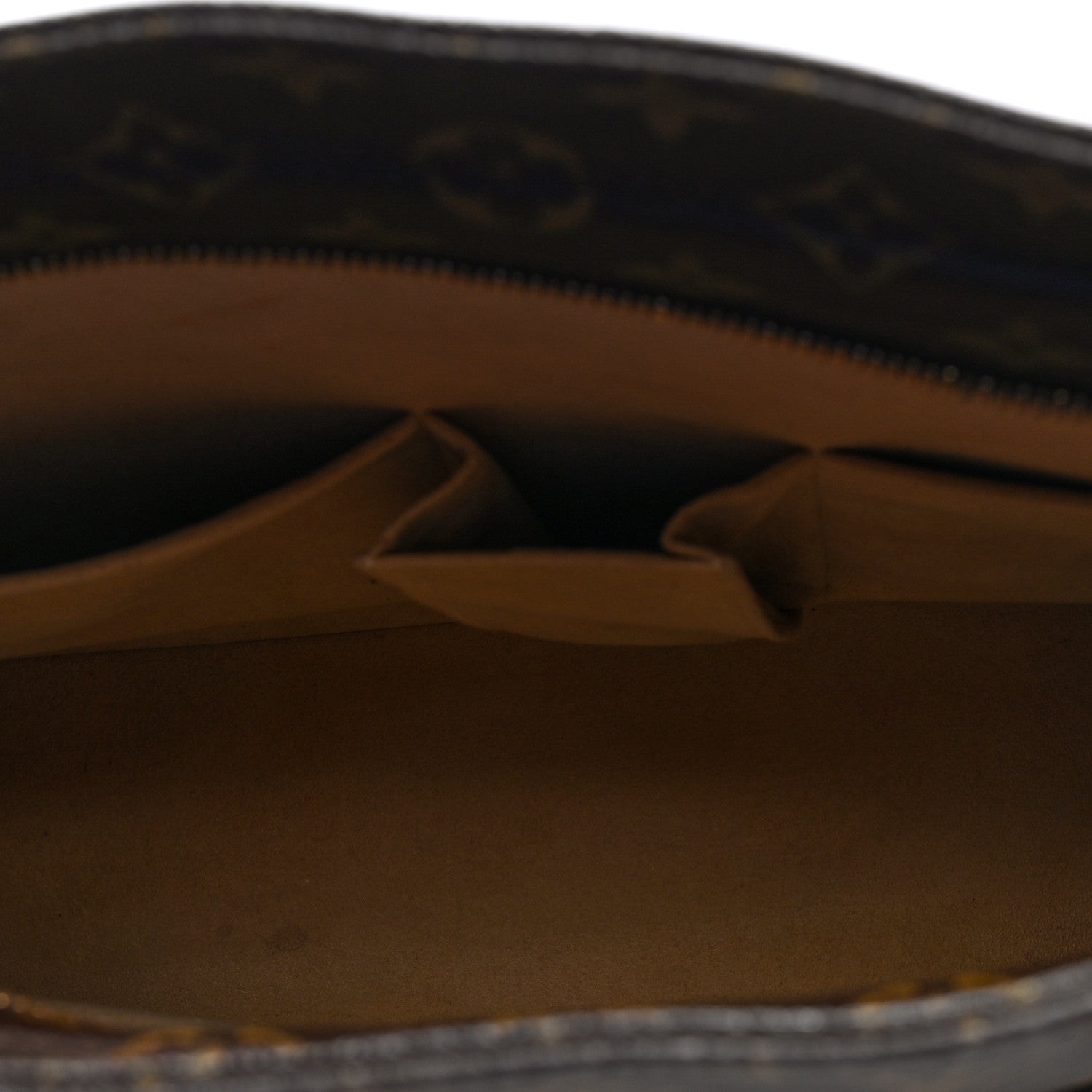Louis Vuitton Monogram Luco 5 of 9