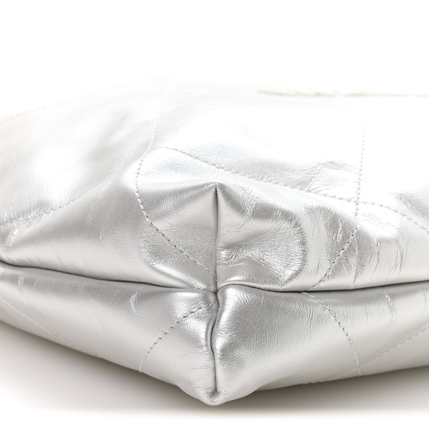 Metallic Shaded Calfskin Quilted Chanel 22 White Silver