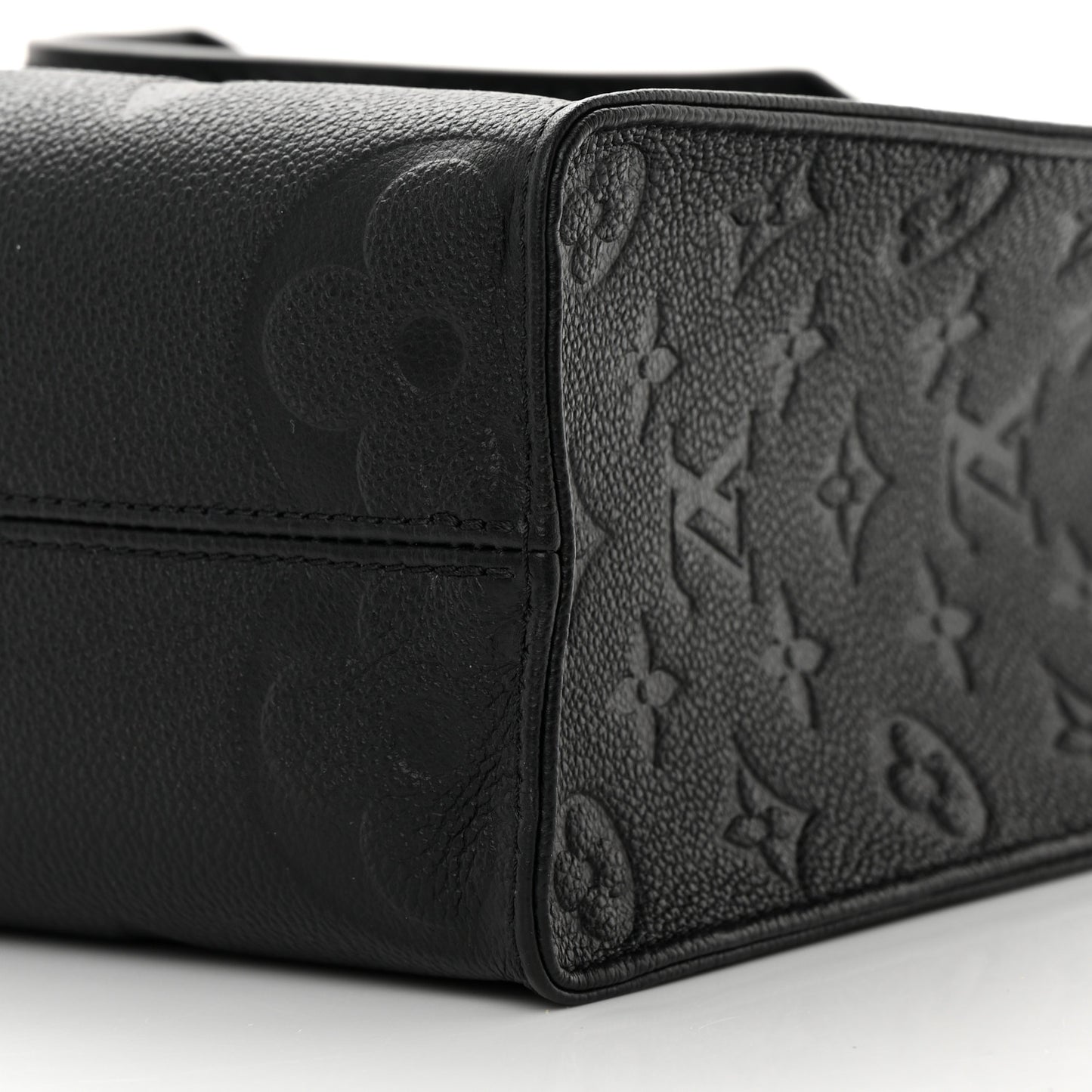 Empreinte Monogram Giant Onthego PM Black