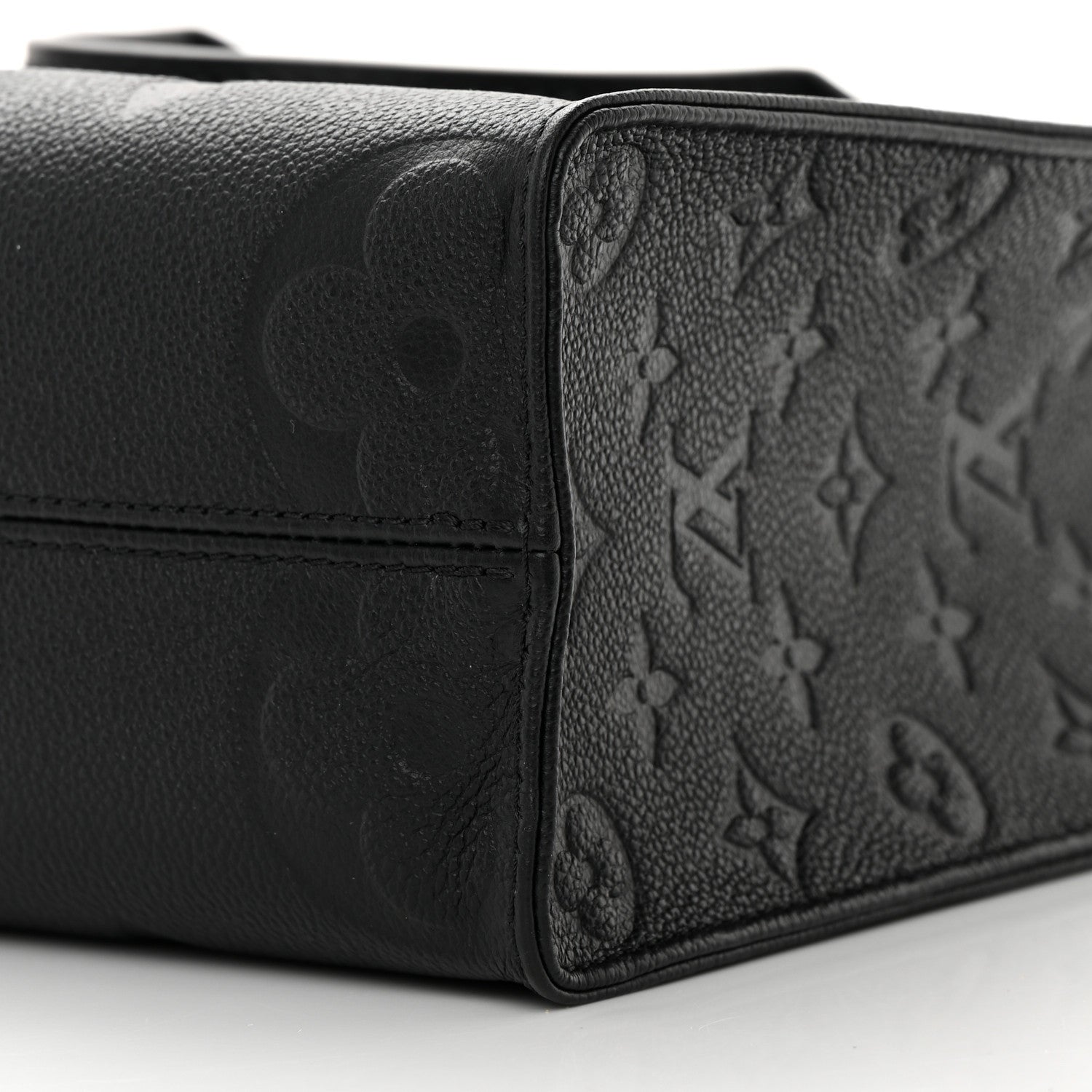 Louis Vuitton Empreinte Monogram Giant Onthego PM Black 9 of 10