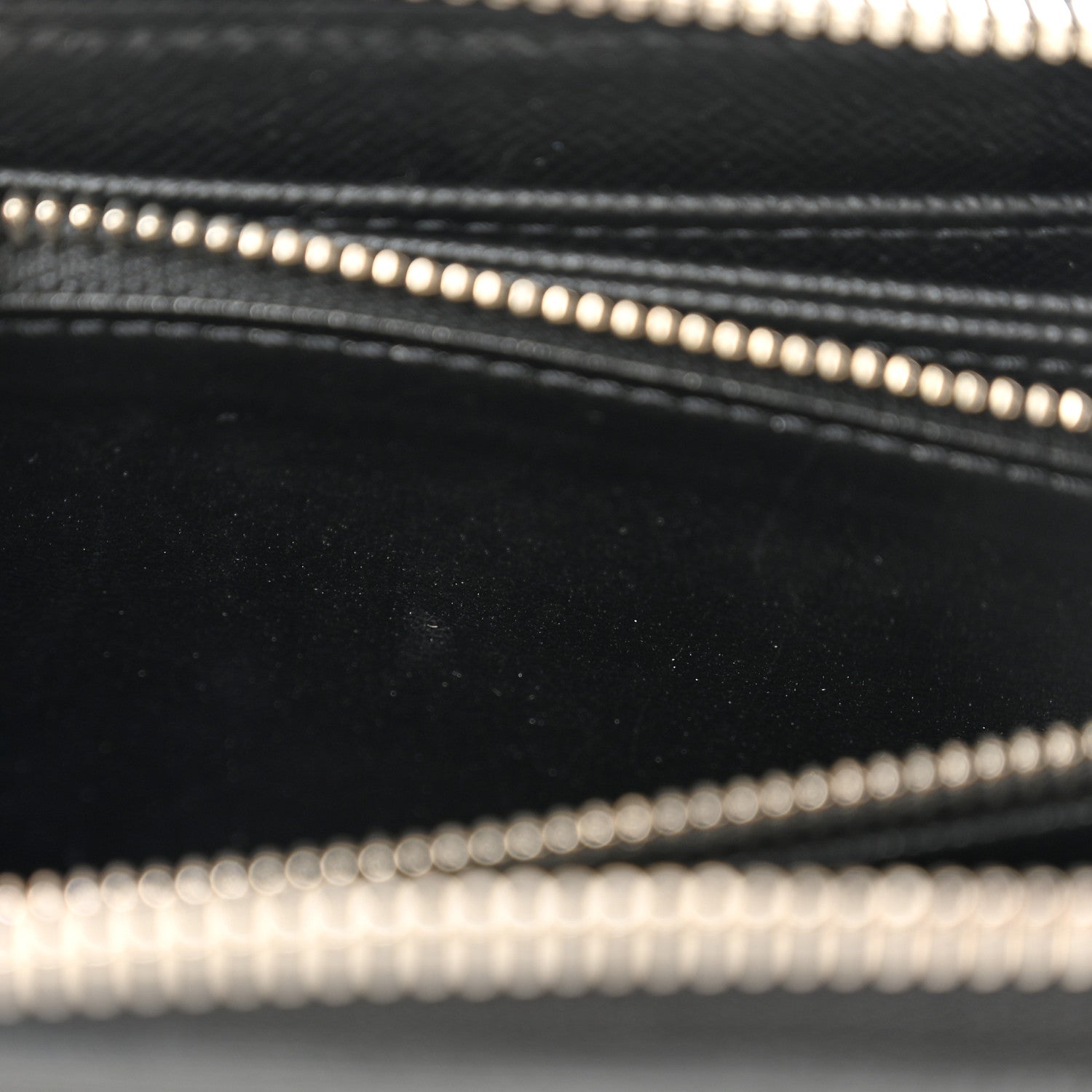 Louis Vuitton Epi Zippy Wallet Black 13 of 13