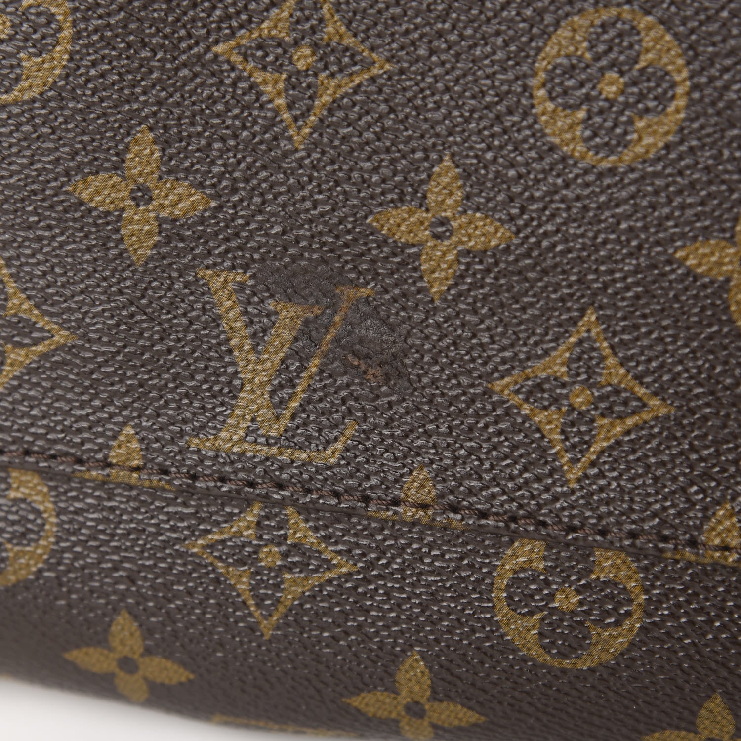 Louis Vuitton Monogram Retiro PM 10 of 18