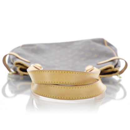 Louis Vuitton Monogram Batignolles Vertical 5 of 9