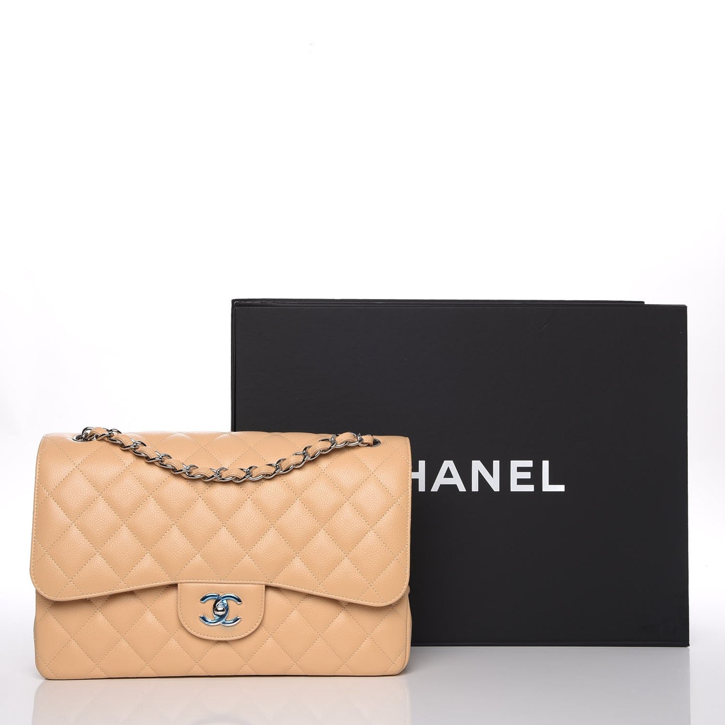Caviar Quilted Jumbo Double Flap Beige Clair