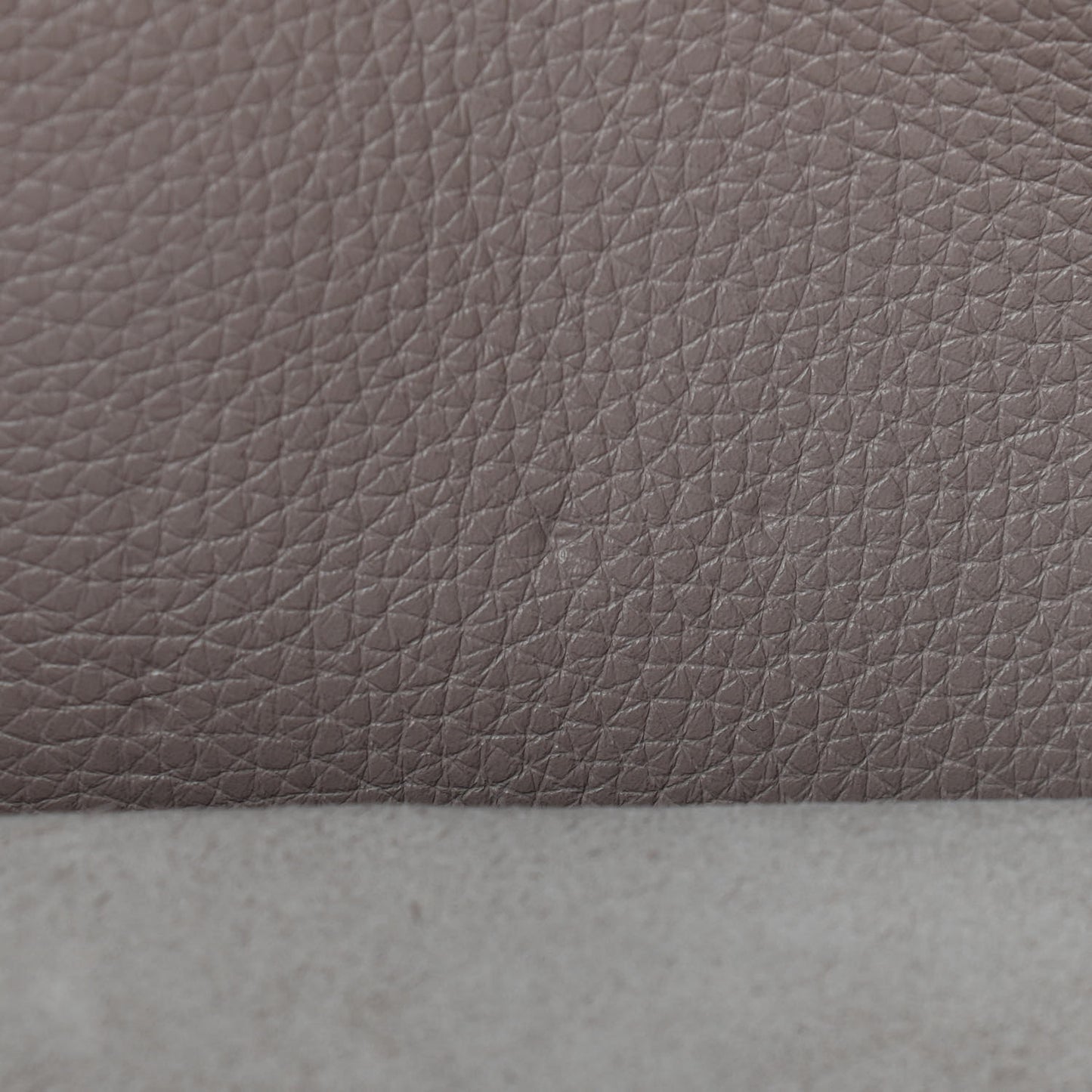Grained Calfskin Rockstud Shoulder Tote Poudre