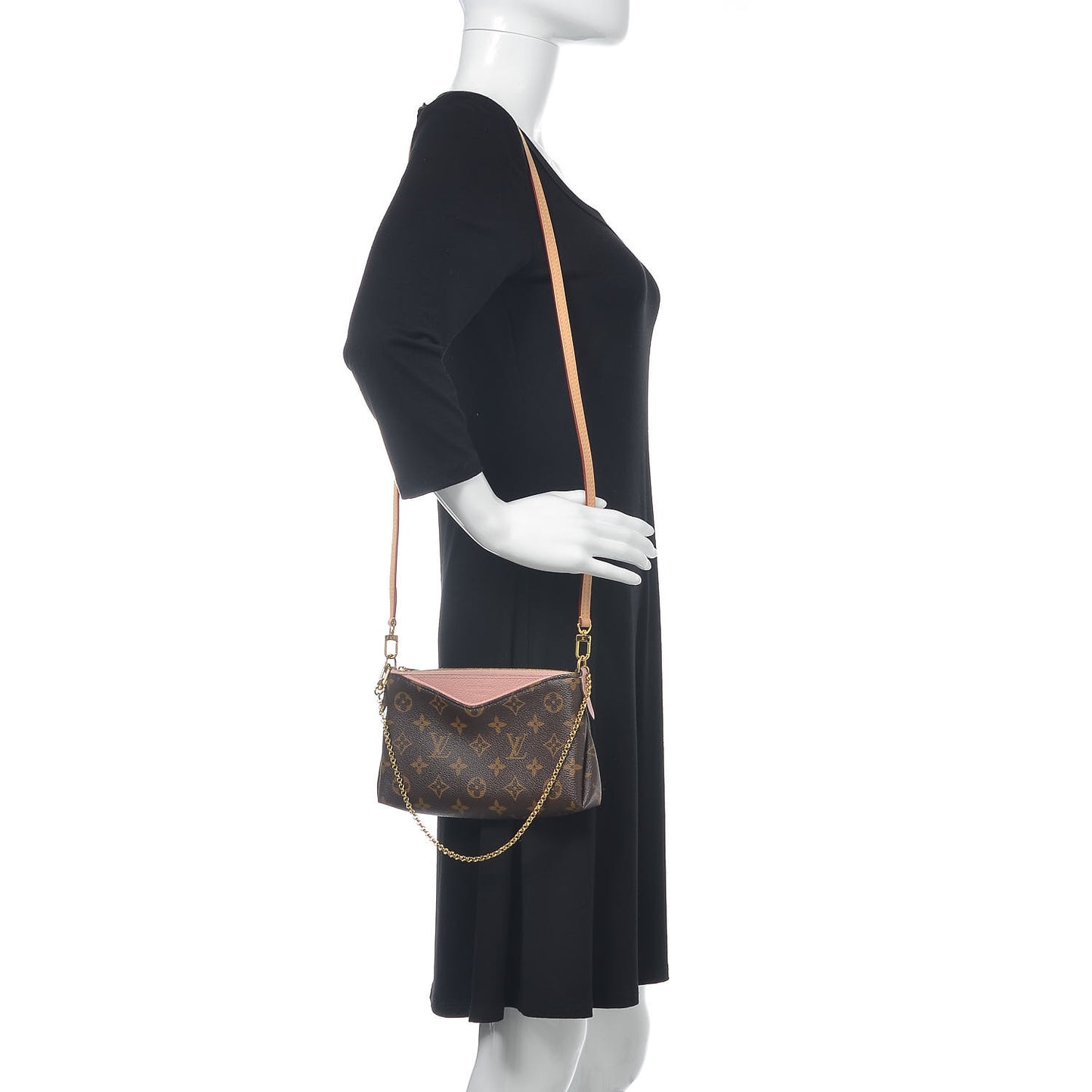 Monogram Pallas Clutch Rose Poudre