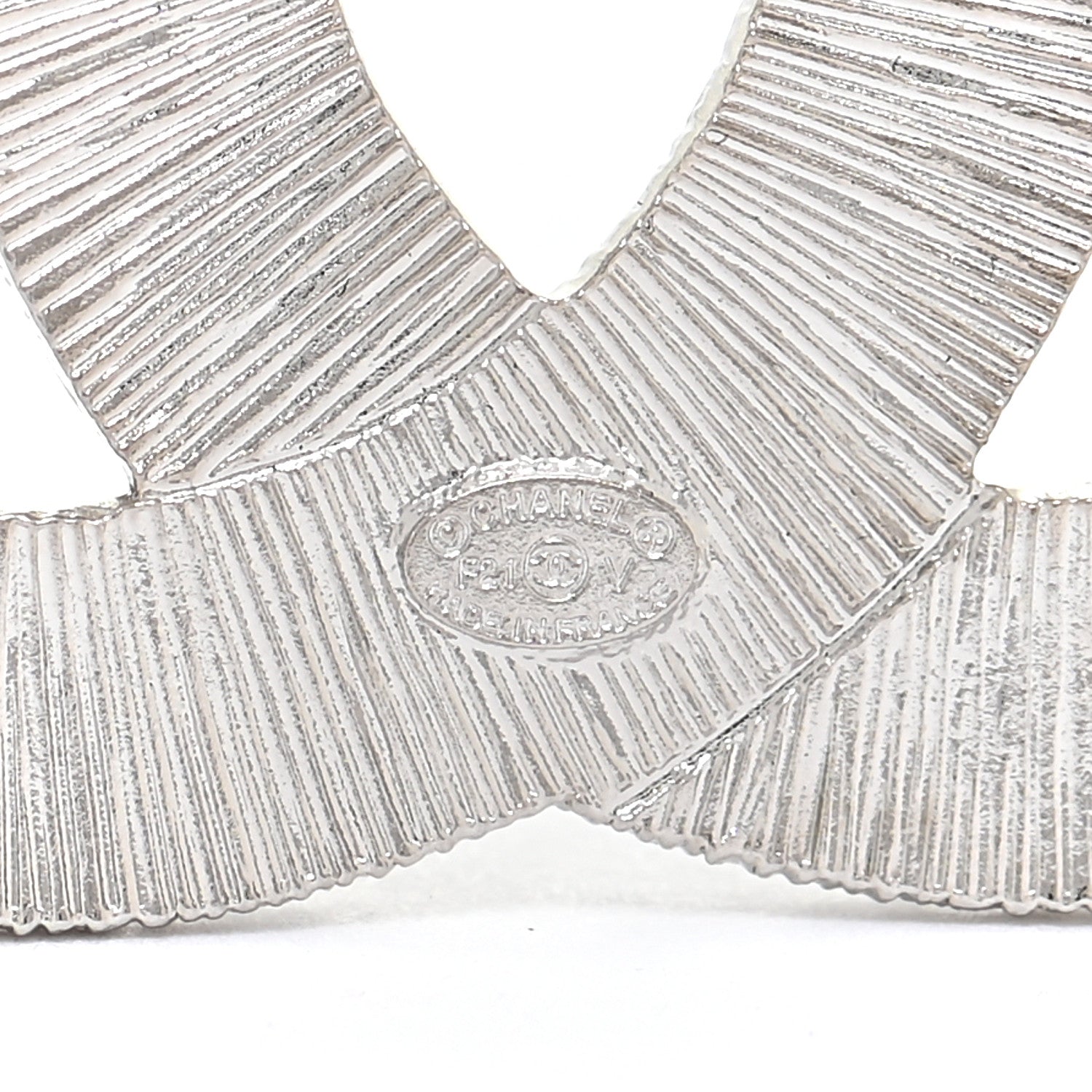 Chanel Baguette Crystal CC Brooch Silver 3 of 4