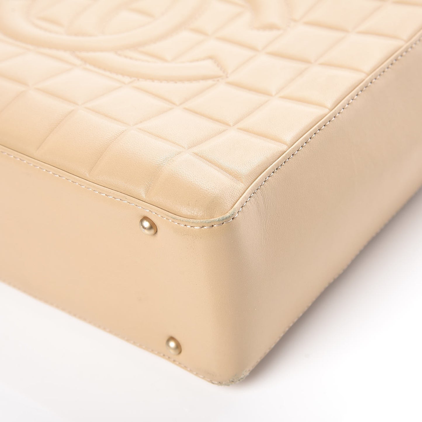 Lambskin Chocolate Bar Quilted Small Shoulder Bag Beige