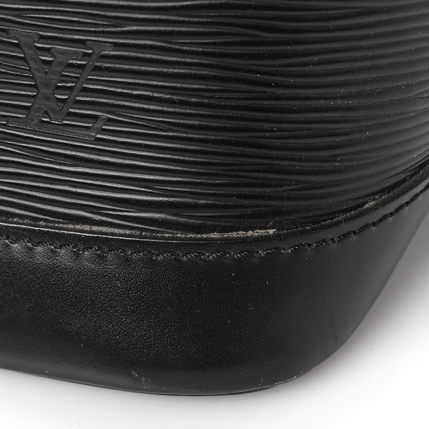 Louis Vuitton Epi Alma PM Black 10 of 11