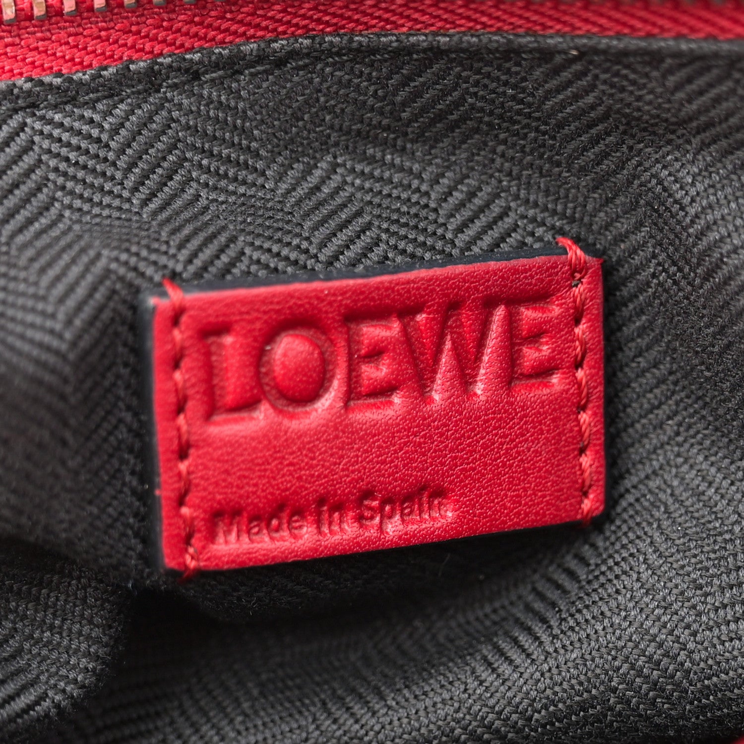 Loewe Calfskin Medium Puzzle Bag Rouge 6 of 13