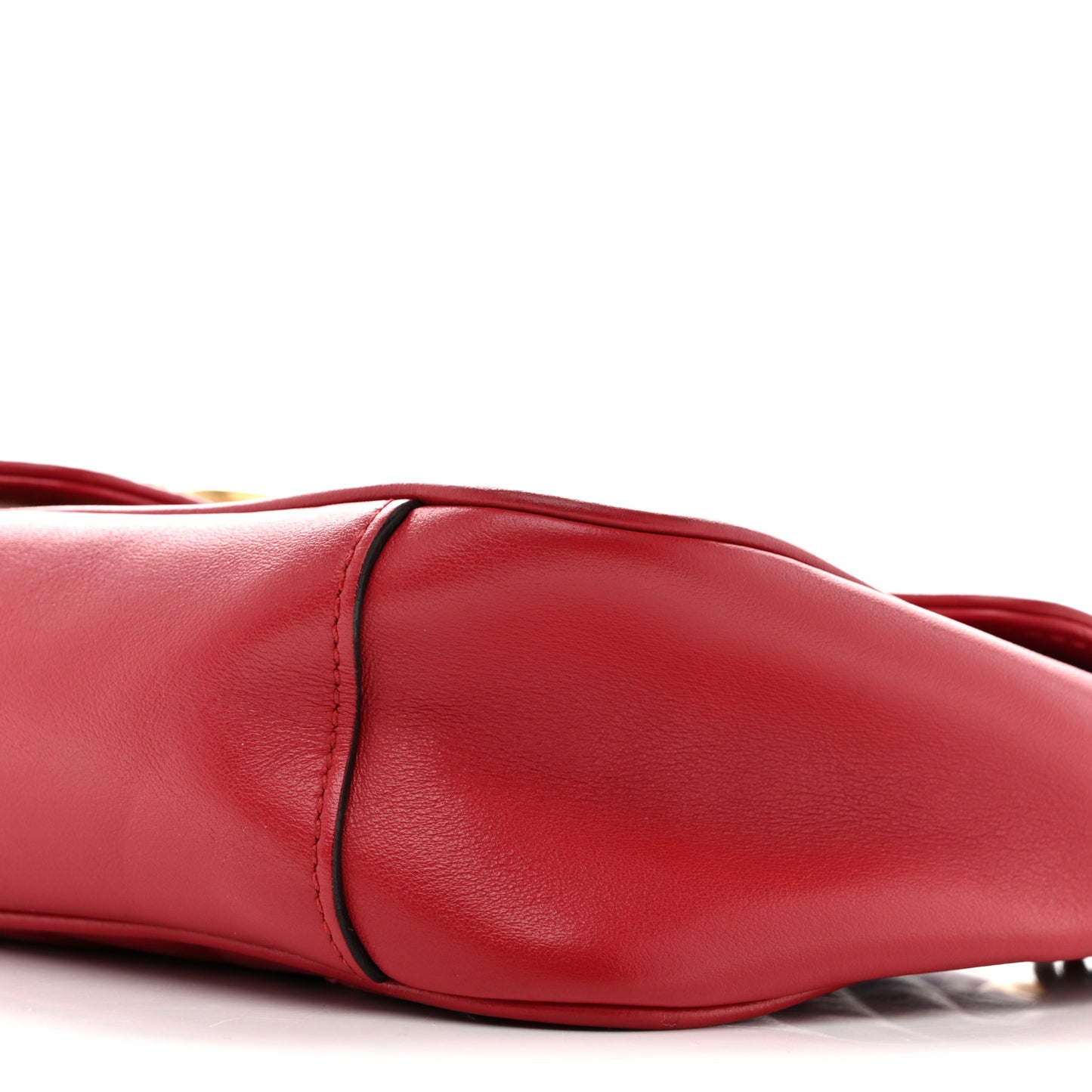 Calfskin Matelasse Small GG Marmont Shoulder Bag Hibiscus Red